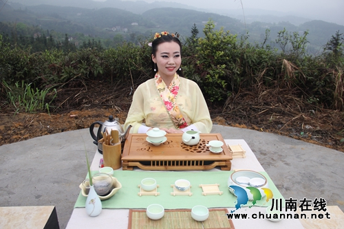 石桥道林沟登山采茶节 “小九寨”有氧新生活(图5) 石桥道林沟登山采茶节 “小九寨”有氧新生活(图5)