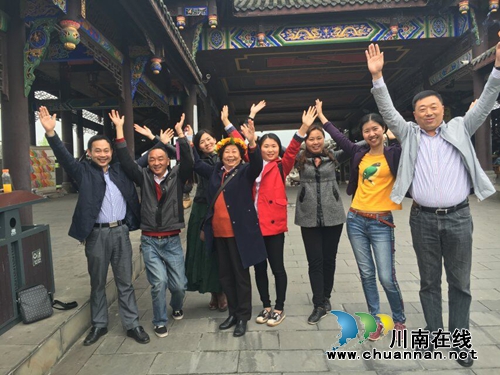 泸县工商局工会:春游踏青不忘增强廉洁意识(图1) 泸县工商局工会:春游踏青不忘增强廉洁意识(图1)