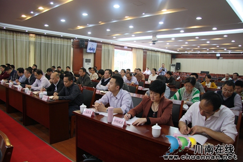 泸州:严阵以待 打响防汛攻坚战(图5) 泸州:严阵以待 打响防汛攻坚战(图5)