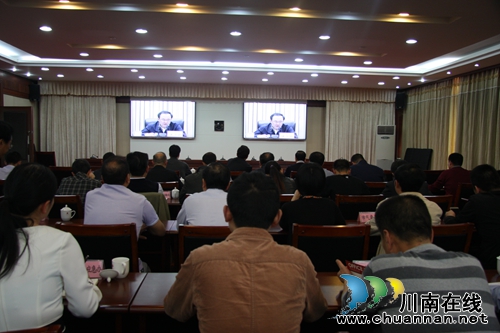 泸州:严阵以待 打响防汛攻坚战(图1) 泸州:严阵以待 打响防汛攻坚战(图1)
