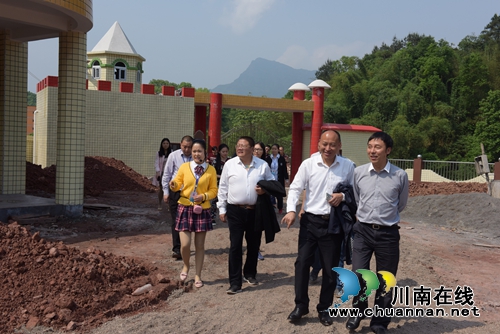 泸州投入19.08亿元全面改善薄弱学校(图2) 泸州投入19.08亿元全面改善薄弱学校(图2)
