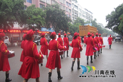合江榕山:多举措纪念首个全民国家安全教育日(图1) 合江榕山:多举措纪念首个全民国家安全教育日(图1)