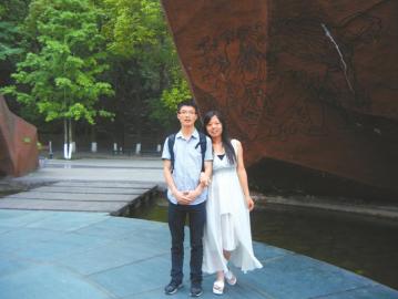 内江英语女学霸为靠近爱情 每天学习16个小时(图2) 内江英语女学霸为靠近爱情 每天学习16个小时(图2)