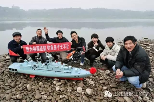 泸州最牛麻将机老板&nbsp;造出导弹驱逐舰射导弹！(图13)