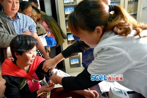 泸州叙永健康扶贫 2000人次住院“零费用”(图1) 泸州叙永健康扶贫 2000人次住院“零费用”(图1)