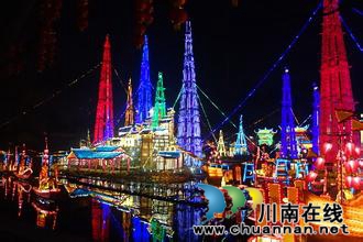 自贡灯会今年53天揽金71亿元 有本“生意经”(图1) 自贡灯会今年53天揽金71亿元 有本“生意经”(图1)