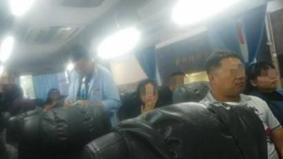 宜宾游客组团游香港拒购物被关 疑遭打头威胁(图1) 宜宾游客组团游香港拒购物被关 疑遭打头威胁(图1)