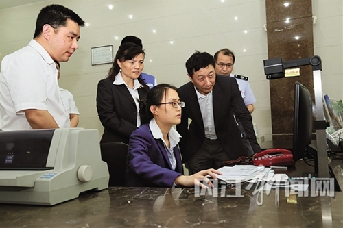 营业税转换为增值税&nbsp;内江顺利完成税制转换(图1)