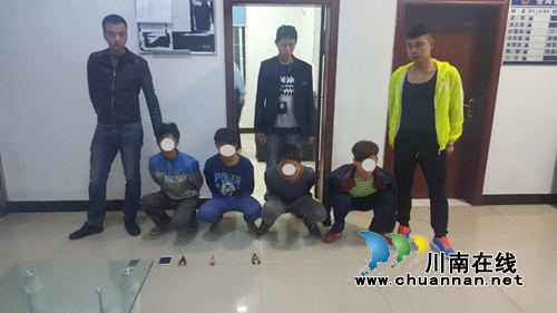 泸县警方抓获5名少年盗窃团伙成员(图1) 泸县警方抓获5名少年盗窃团伙成员(图1)