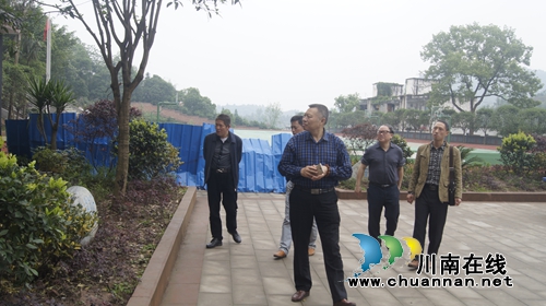 义务教育均衡发展指导组到合江九支中学指导工作(图2)