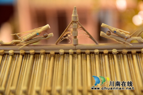 叙永“牛”小伙再造巨作!4万根竹签嵌出春秋祠(图6) 叙永“牛”小伙再造巨作!4万根竹签嵌出春秋祠(图6)
