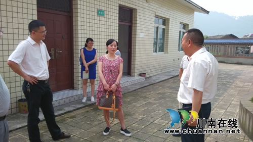 纳溪龙车镇小学安全卫生工作获区教育局肯定(图1) 纳溪龙车镇小学安全卫生工作获区教育局肯定(图1)