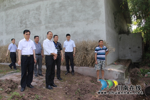 泸县政协调研云龙镇推进农业机械化工作(图1) 泸县政协调研云龙镇推进农业机械化工作(图1)