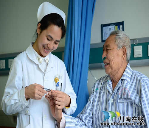 护士节&nbsp;&nbsp;西南医大中医院举行系列活动(图7)