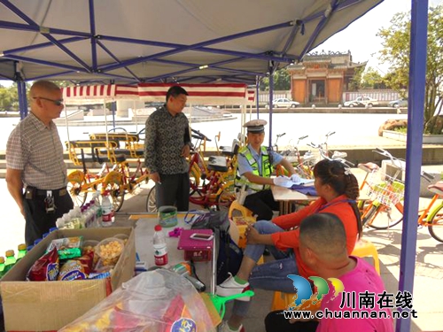 泸县交警排查景点交通安全隐患(图2) 泸县交警排查景点交通安全隐患(图2)