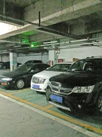 泸州市民遇“一女三嫁”：10万元车位有三主人(图1)