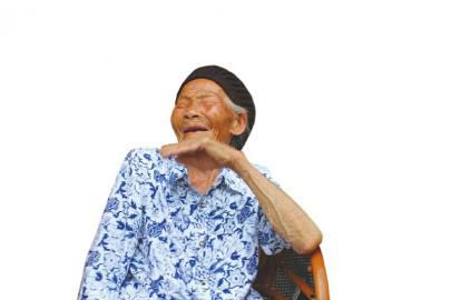 宜宾孤老迎来110岁生日&nbsp;长寿秘诀在于“亲友团”(图1)