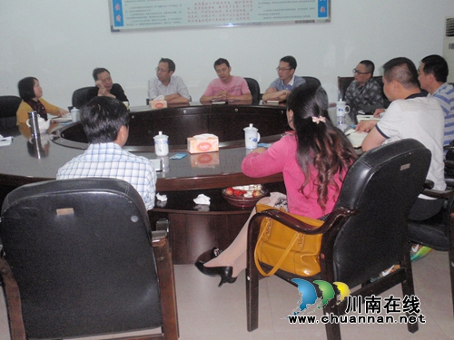 泸县群工局赴合江县交流群众和信访工作(图1)