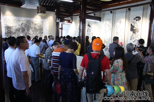 林绍基先生中国画展在泸州东艺展览馆开展(图2) 林绍基先生中国画展在泸州东艺展览馆开展(图2)