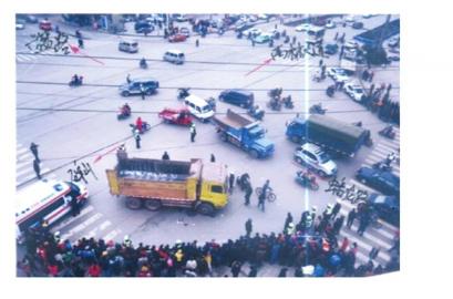 内江交警公布15名司机终生禁驾 肇事逃逸居多(图1) 内江交警公布15名司机终生禁驾 肇事逃逸居多(图1)