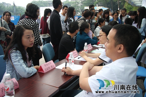 2016“全民营养周”在西南医科大附属医院启动(图4)
