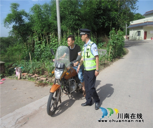 泸县潮河：开展道路交通安全大检查(图1)
