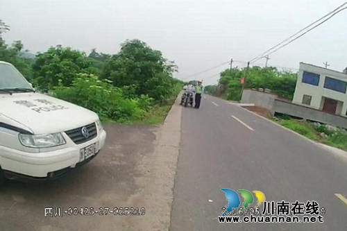 泸县海潮：开展道路交通安全检查(图1)