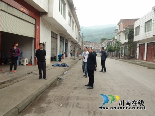 古蔺县石屏镇全力推进城乡环境专项整治(图4) 古蔺县石屏镇全力推进城乡环境专项整治(图4)