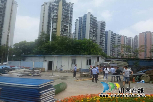 泸州大山坪街道治理违建动真碰硬(图1) 泸州大山坪街道治理违建动真碰硬(图1)