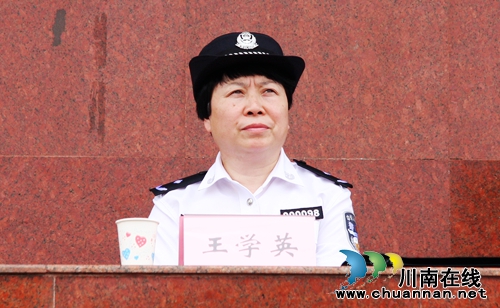四川警察学院第九届警察体育运动会开幕(图5) 四川警察学院第九届警察体育运动会开幕(图5)