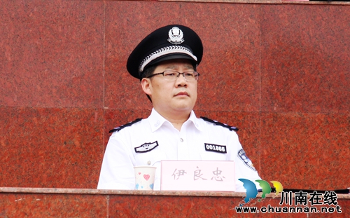 四川警察学院第九届警察体育运动会开幕(图7) 四川警察学院第九届警察体育运动会开幕(图7)