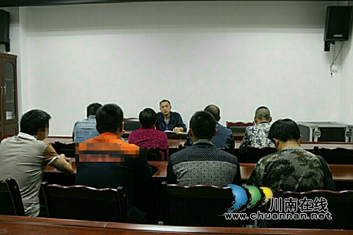 泰安街道开展社区服刑人员学法考试活动(图1)