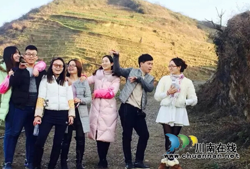 泸州古蔺山村卖鱼娃 追梦中国好声音(图6) 泸州古蔺山村卖鱼娃 追梦中国好声音(图6)