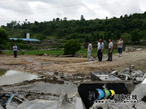兴仁县领导到城北街道马金河景区调研指导工作(图1) 兴仁县领导到城北街道马金河景区调研指导工作(图1)