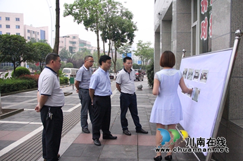 四川省司法厅到泸县调研司法行政工作(图1) 四川省司法厅到泸县调研司法行政工作(图1)
