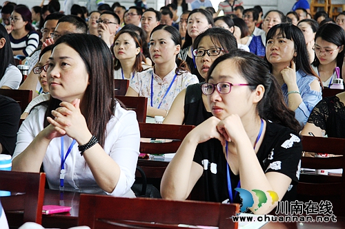 全省群文阅读子课题结题鉴定示范活动在泸举行(图9)