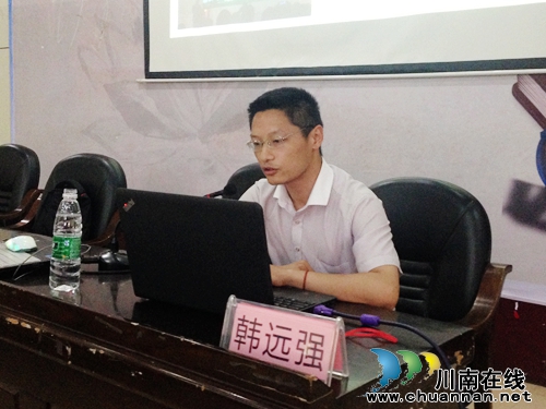 “大讲堂”进校园 为泸州大学生打开创业“门”(图4) “大讲堂”进校园 为泸州大学生打开创业“门”(图4)