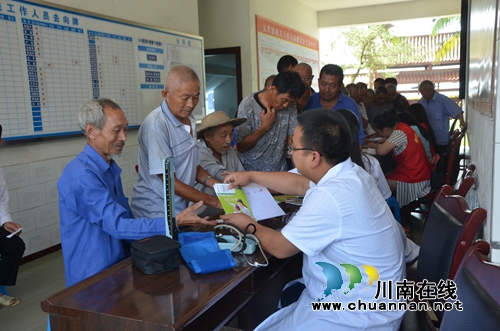 泸县太伏镇开展居家养老服务(图2) 泸县太伏镇开展居家养老服务(图2)