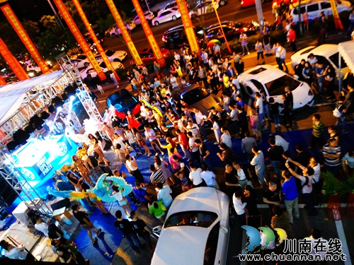 星空娱乐香槟音乐party闪耀酒城！(图13)