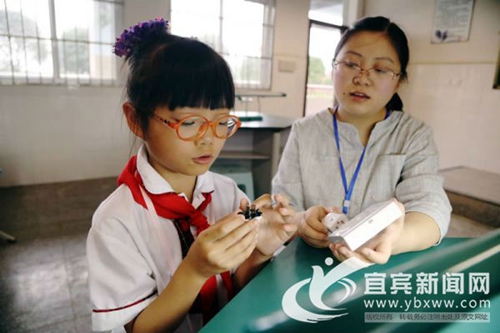 萌宝爱发明&nbsp;宜宾南溪8岁女孩拿了“市长奖”(图1)