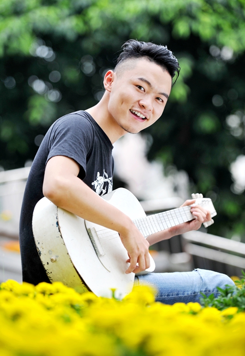 四川化院学生张镖：闯进《中国好声音》复赛(图1)