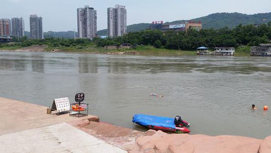 宜宾近一个月接涉水警情60余起 16人死亡(图2) 宜宾近一个月接涉水警情60余起 16人死亡(图2)