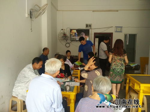 泸县云龙：法律文化茶园让百姓“吃透政策”(图1)