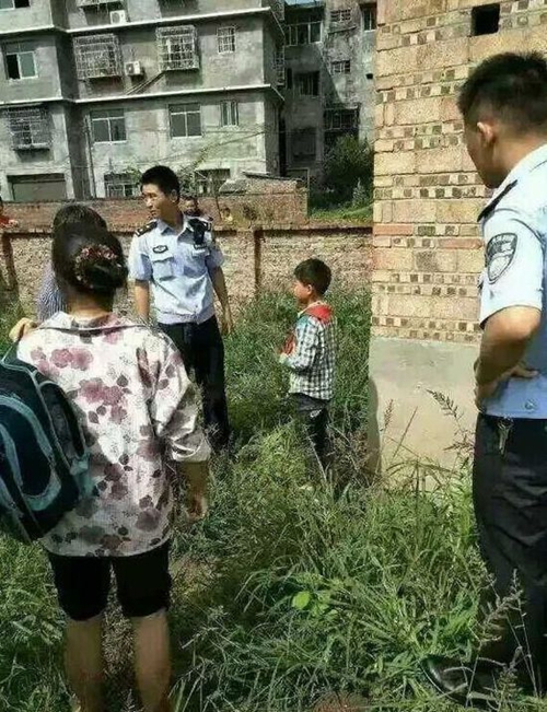 宜宾逃学娃自导“绑架案”:自捆手脚嘴塞毛巾(图1) 宜宾逃学娃自导“绑架案”:自捆手脚嘴塞毛巾(图1)