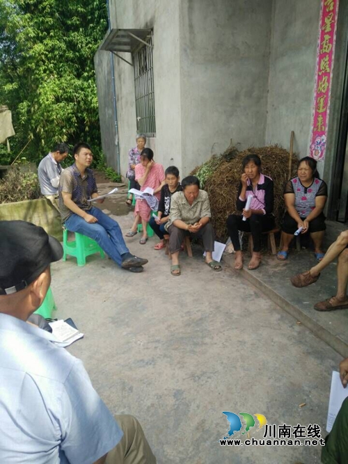 泸县毗卢:花椒技术培训助力脱贫攻坚(图1) 泸县毗卢:花椒技术培训助力脱贫攻坚(图1)
