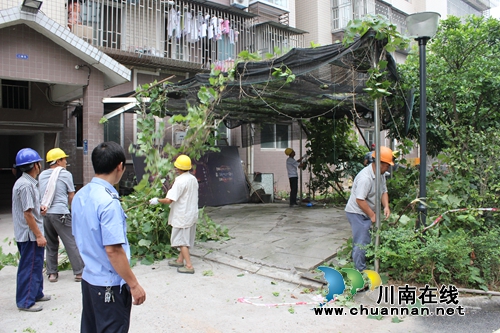 泰安街道:重拳出击“三大专项”整治出成效(图1) 泰安街道:重拳出击“三大专项”整治出成效(图1)