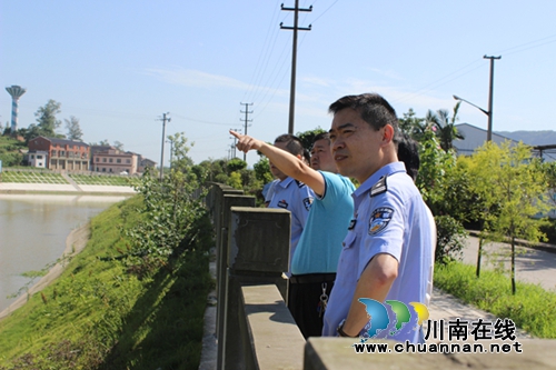 泸县督查福集天兴嘉明三镇汛期安全生产工作(图3) 泸县督查福集天兴嘉明三镇汛期安全生产工作(图3)