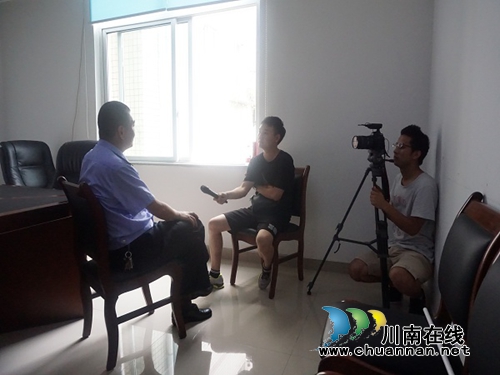 泸县刑警获全县“敬业奉献”道德模范称号(图1)