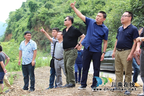 世行代表考察古蔺椒园乡甜橙基地扶贫发展项目(图4) 世行代表考察古蔺椒园乡甜橙基地扶贫发展项目(图4)