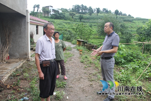 泸县石桥镇开展汛期安全检查(图2)